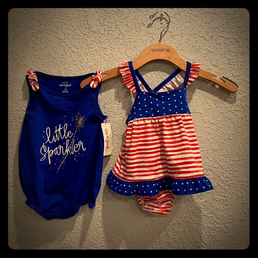 2 bathinsuits size 12months